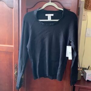 NWT Women’s pursuits, ltd. black ribbed sweater. Size L